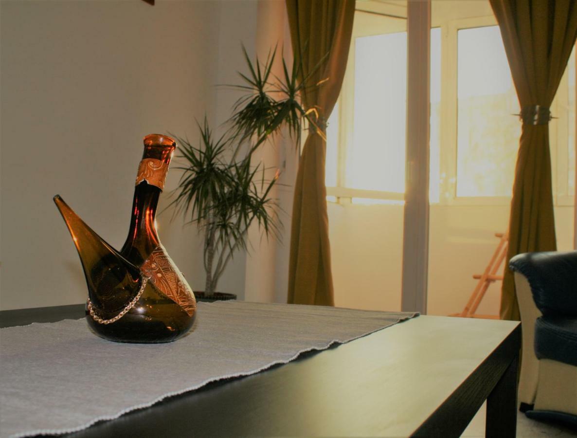 Casa Peterfi - Apartment With 3 Bedrooms And Spacious Living Room Târgu-Mureş Esterno foto
